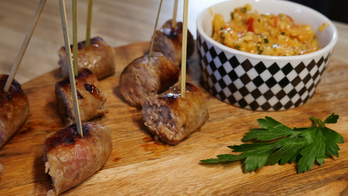 Do Your Appetizer | Piques de saucisses de Toulouse et sauce au piment d’Espelette